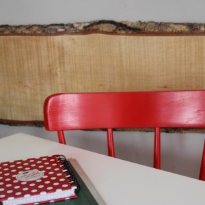 Wandschoner aus echtem Holz (für meine roten Stühle)