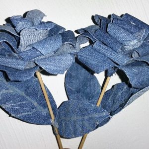 Rosen aus Jeansstoff DIY
