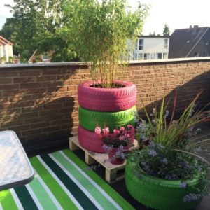 Blumenkasten aus Autoreifen für Garten, Balkon und Terrasse Hand im Glück