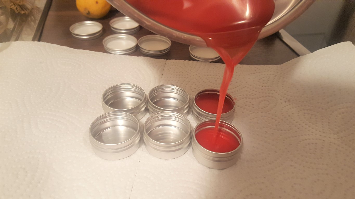 Natürliches DIY Lippgloss mit Sheabutter und Orangenöl selber machen (7)